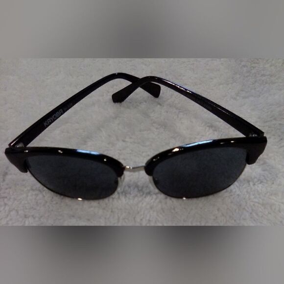 New Kayoba by Jula Classic Black Sunglasses”. UNISEX - Picture 1 of 2